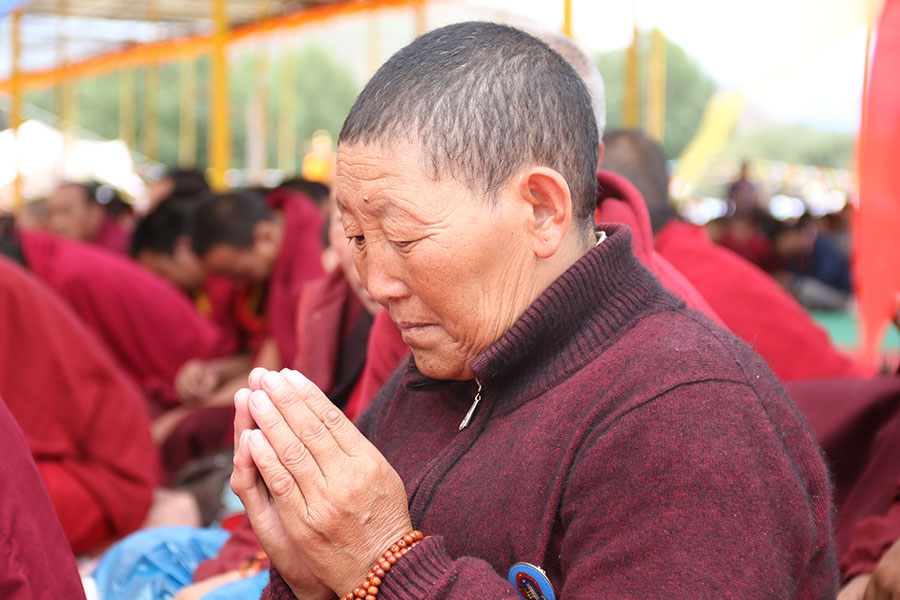 Devotees seek light, wisdom in Tibet