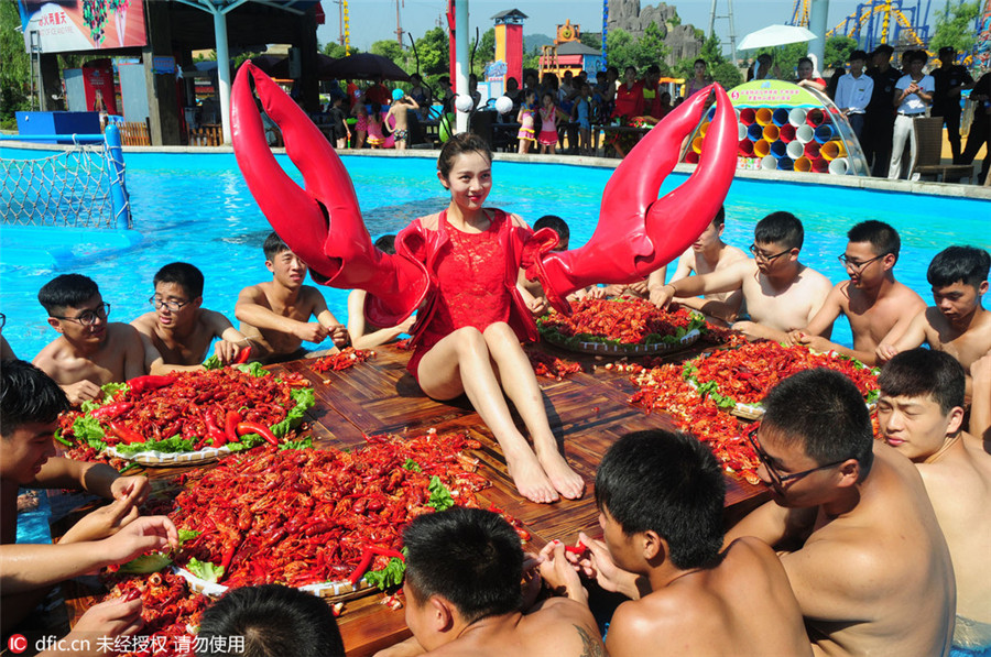 Spicy crawfish cools you down in hot summer