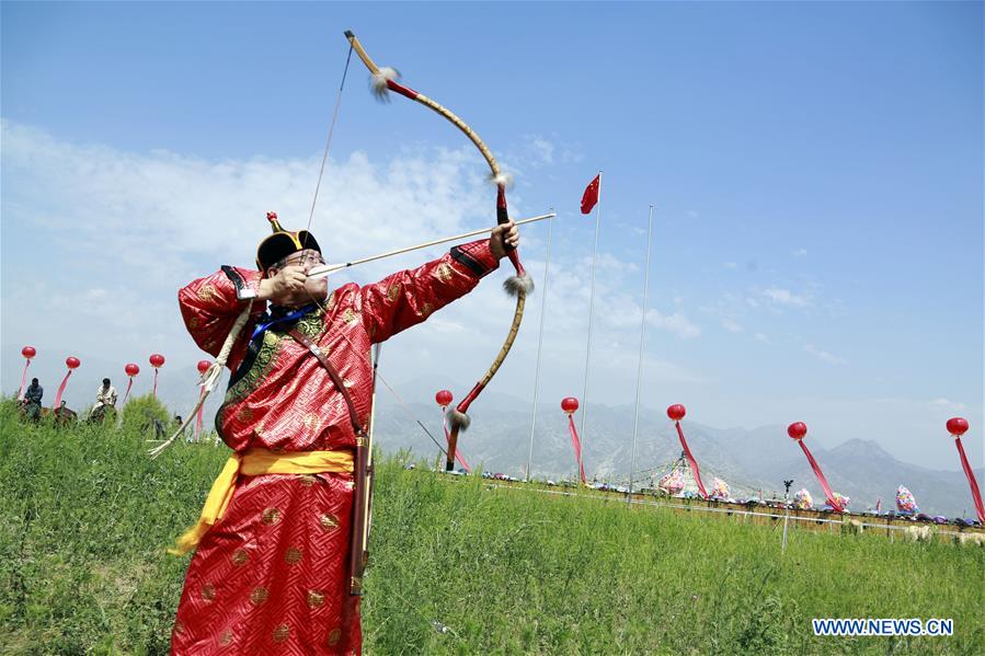 Nadam Fair celebrates harvest with sports in Inner Mongolia