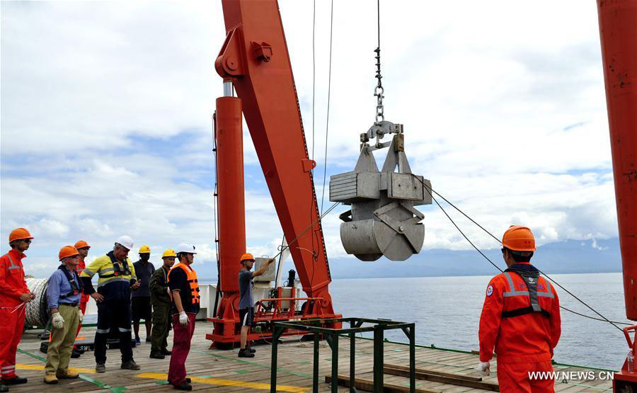 Chinese deep-sea explorer ship starts exploration in Solomon Sea