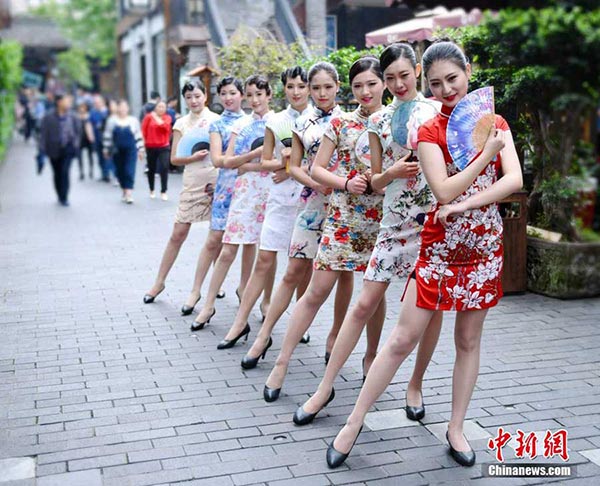 Flight attendant: the most competitive job in China
