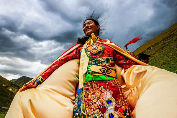 Kangba fashion: Beauty of Tibetan culture