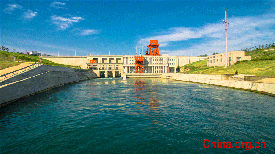 Aerial views of world's largest water transfer project