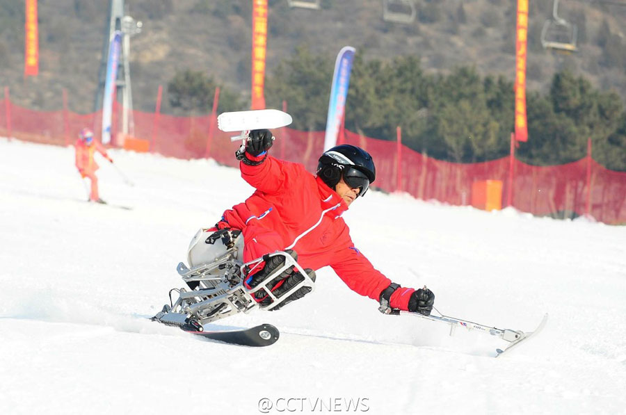 China holds first disabilities winter-sports festival