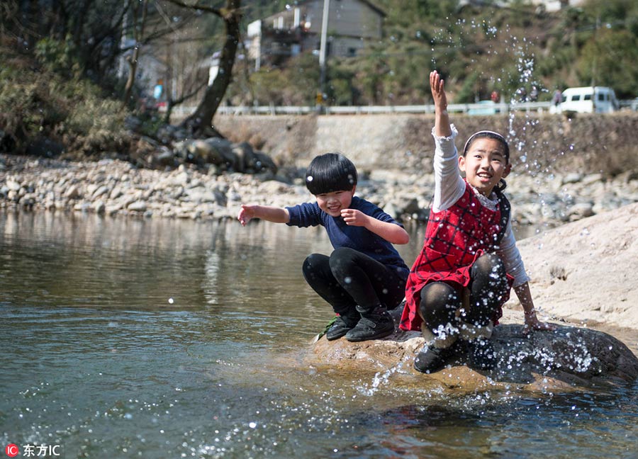 Rivers in Zhejiang run clear once more