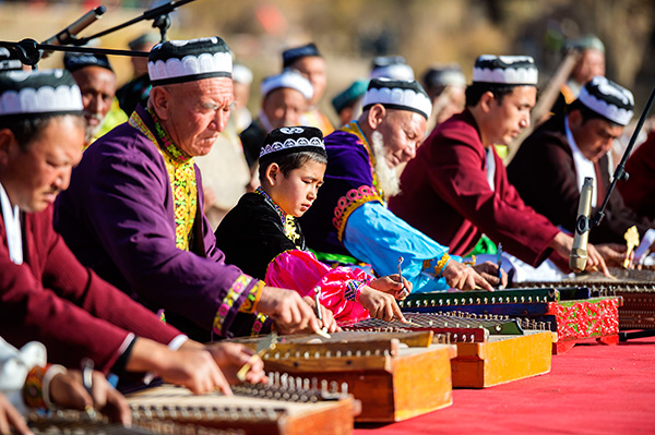 Xinjiang becomes playground for 30 million winter visitors