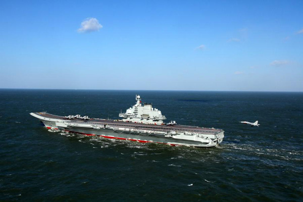China's aircraft carrier formation holds training, tests