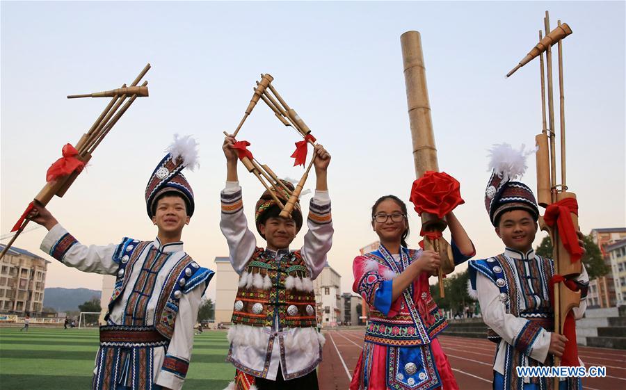 People greet upcoming new year across China