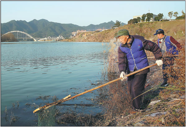 River chief system established to push anti-pollution efforts