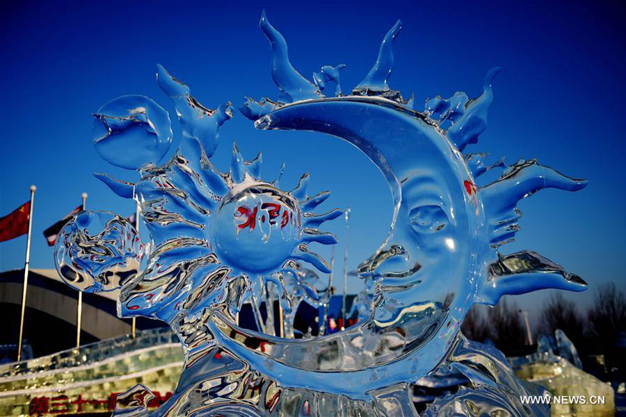Ice sculptures in NE China begin to melt as temperature rises