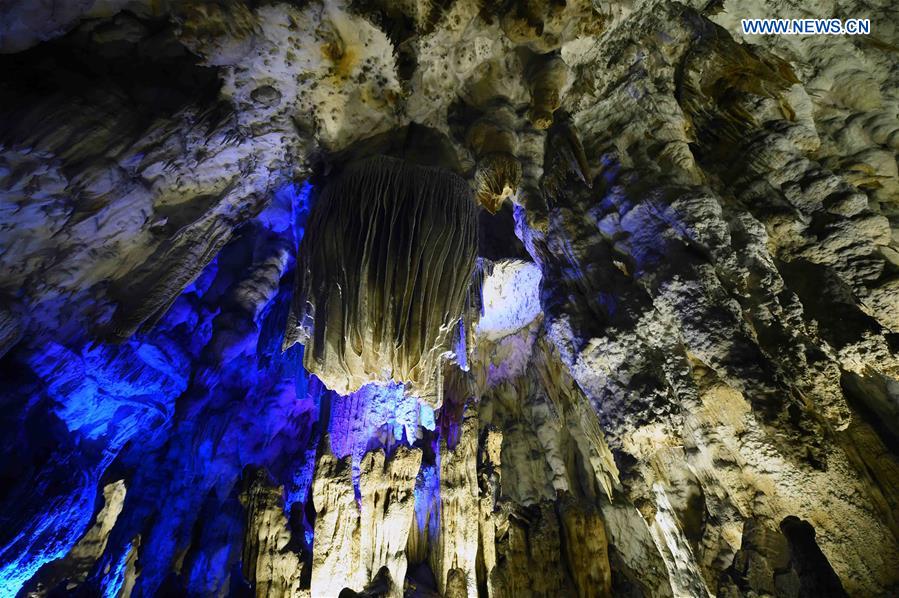 Karst cave in SW China to open to tourists