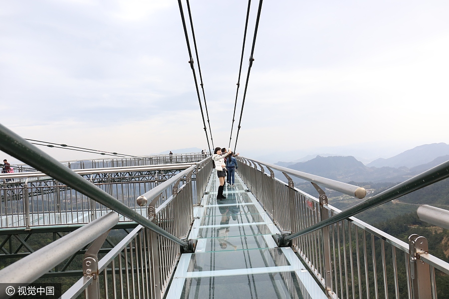Walk if you dare: Thrilling 'sky corridor' opens in Chongqing