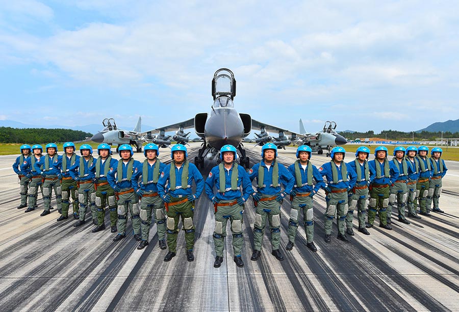 'Hawks of Thunder': PLA South China Sea Fleet conduct advanced flight training