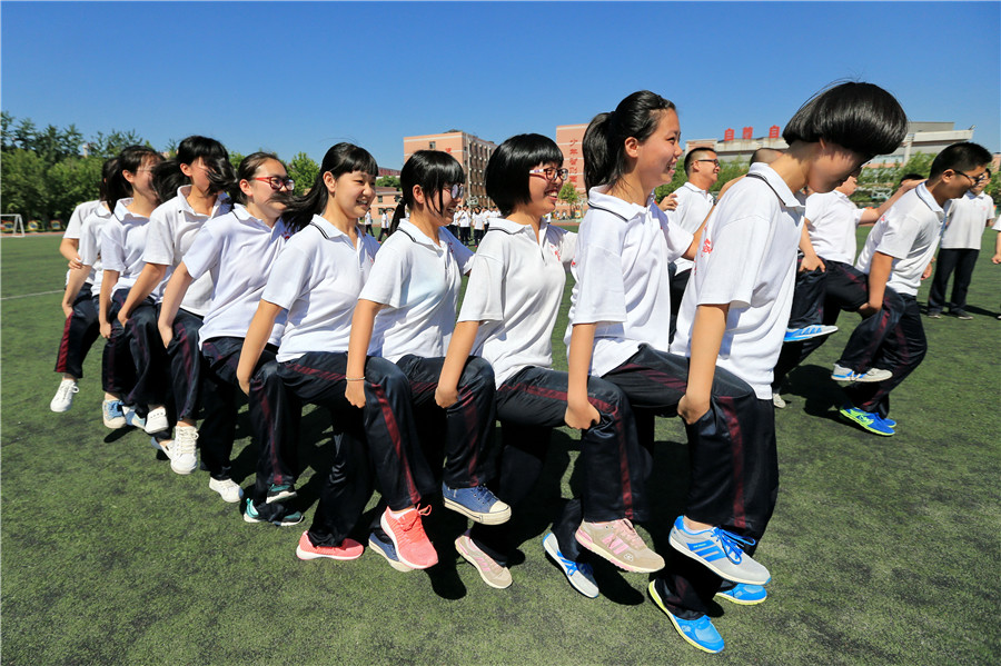 Over 9 million students sit <EM>gaokao</EM>