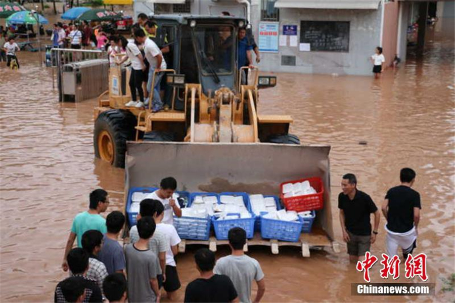 Row, row, row your boat! Life in flooded Guangxi