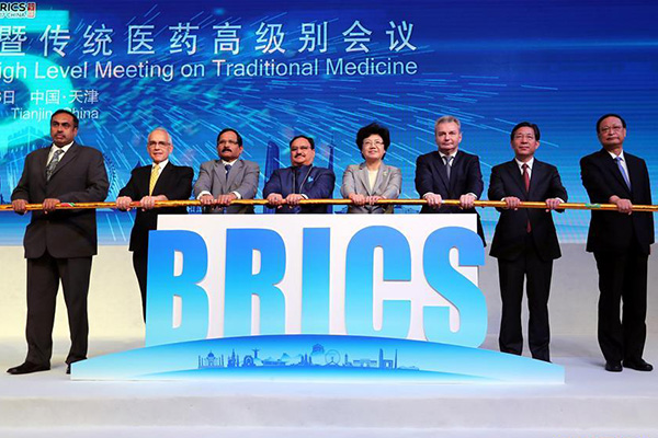 Xi calls for enhanced health exchanges among BRICS countries