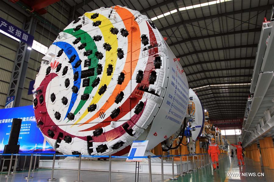 Chinese made tunnel boring machine completed in Kunming