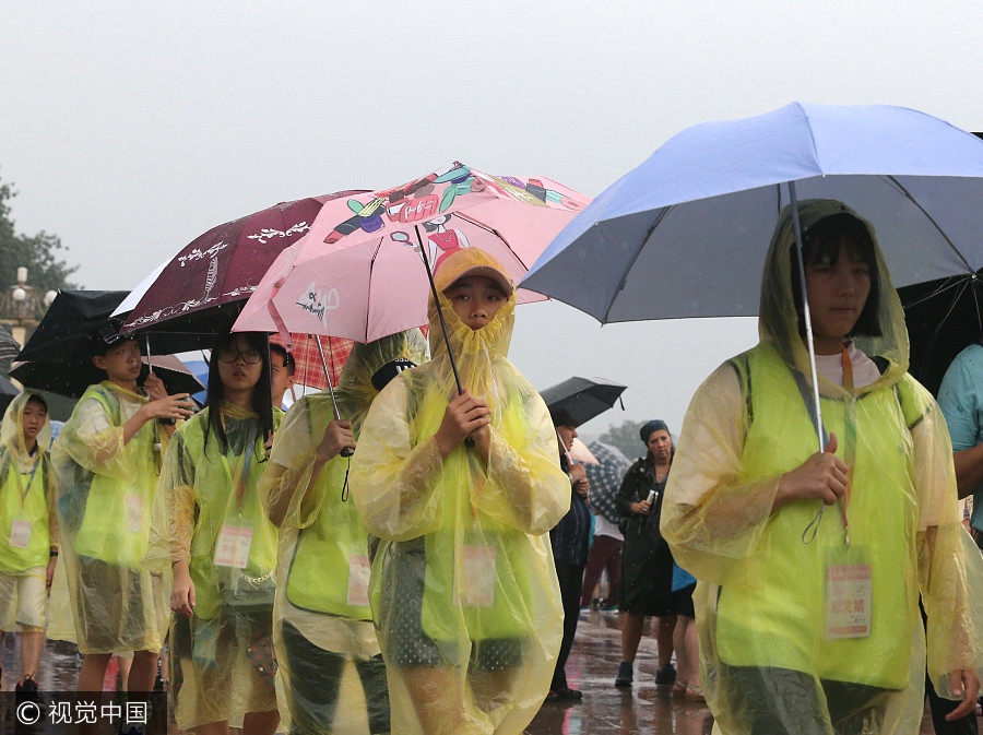 Love for Beijing despite rainstorm