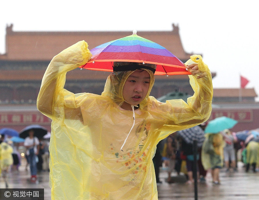 Love for Beijing despite rainstorm