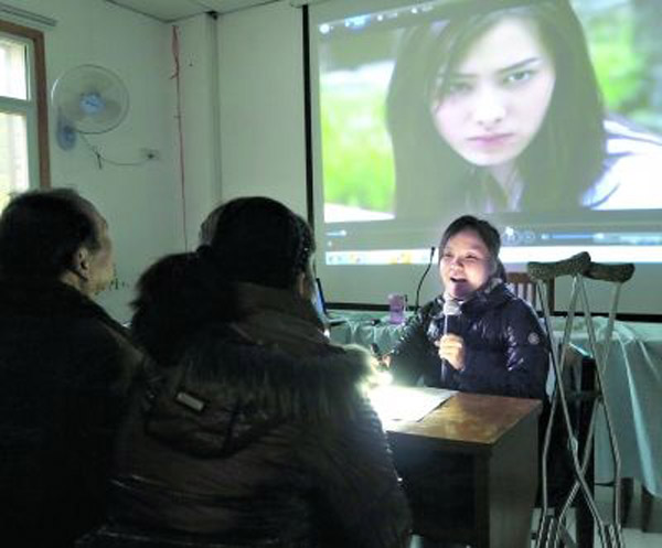 Wuhan amputee brings movies to life for the visually impaired