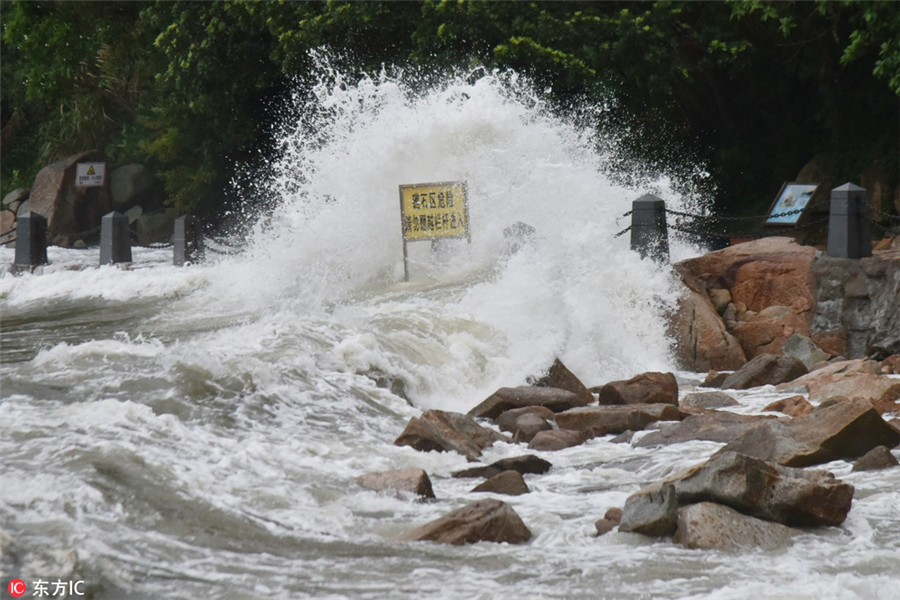 Typhoon Hato brings strong winds, rain as it lands in South China