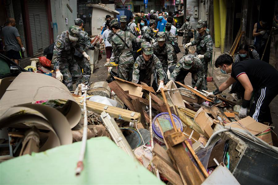 PLA garrison aids relief after typhoon hits Macao