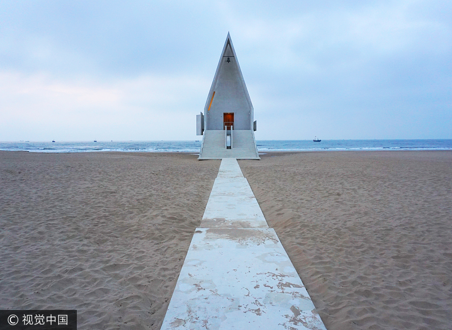 China's first seashore church serves faithfuls in Hebei