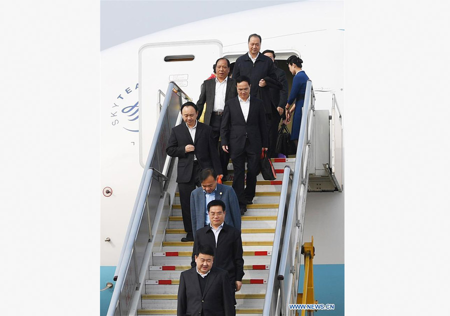 Delegates to CPC national congress arrive in Beijing