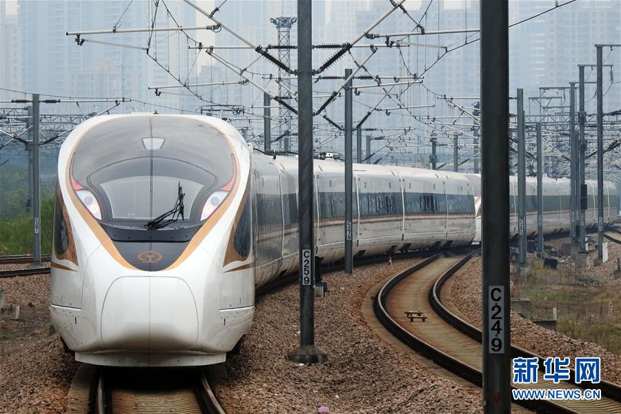 Fuxing bullet trains fly on new routes