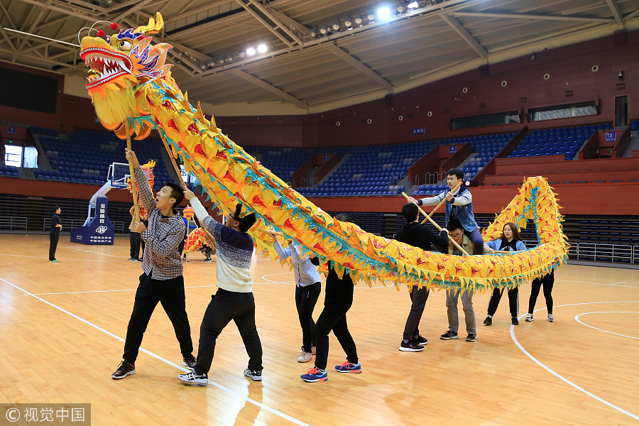 University opens dragon dance class
