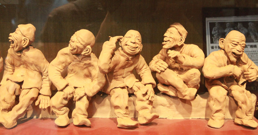 Artist in Gansu creates vivid clay figurines