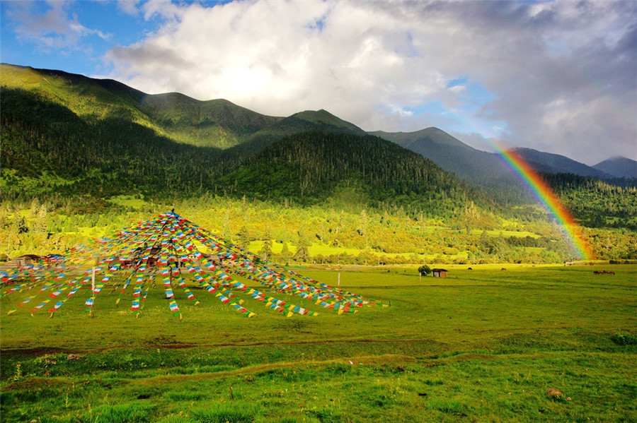 Stunning scenery of Tibet