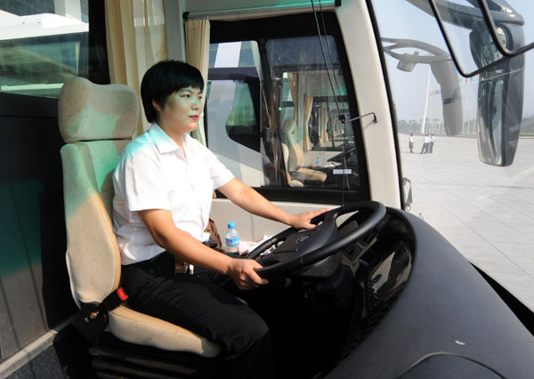 50 green buses make debut in Tianjin