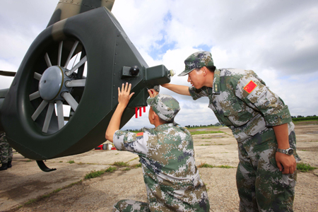 Chinese, Russian soldiers gear up for military exercise