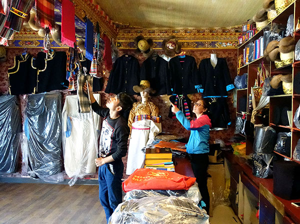 Tibetan businesses look to be wrapped in e-commerce net
