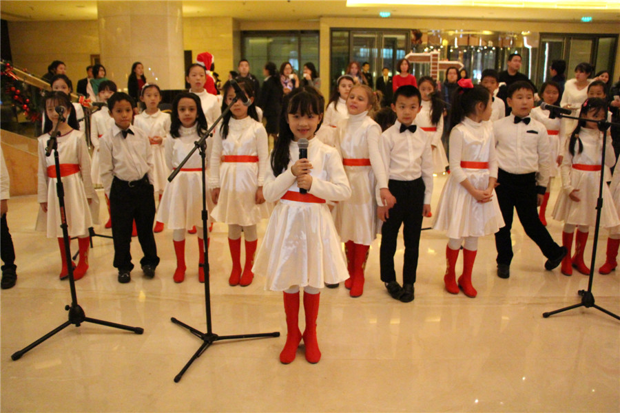 Beijing baignée dans l'ambiance de noël