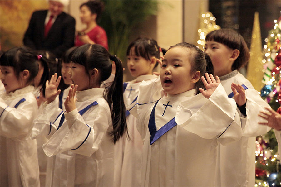 Beijing baignée dans l'ambiance de noël