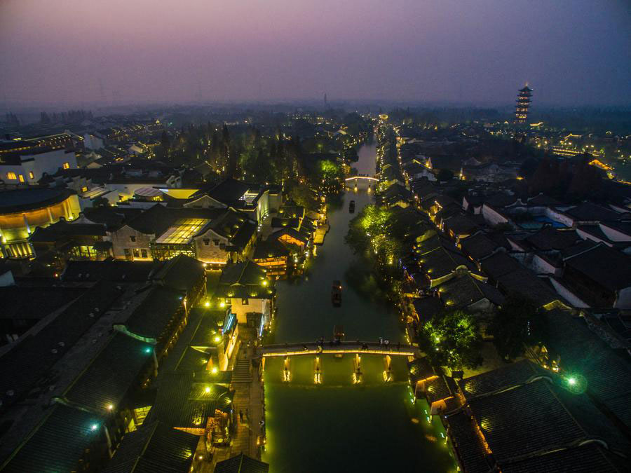 Wuzhen, ville hôte de la Conférence mondiale de l'Internet