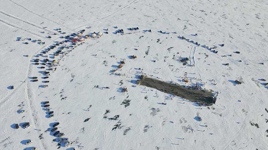 La tradition de la pêche sur glace du lac Chagan