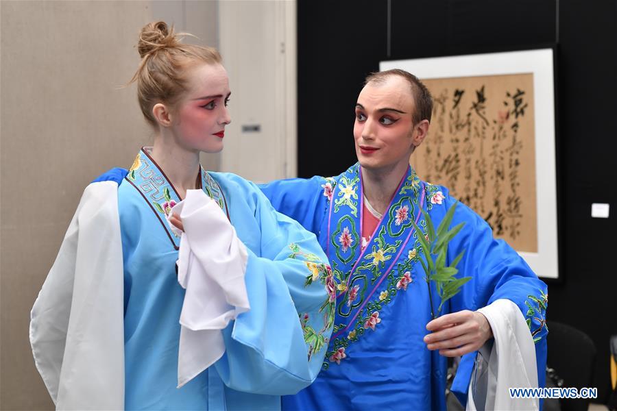 France : festival de l'opéra traditionnel chinois à Paris