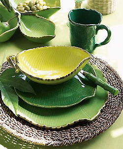 Chic dishware