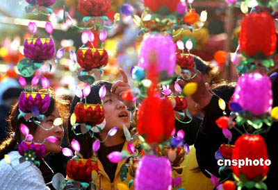 Lanterns on the shelf