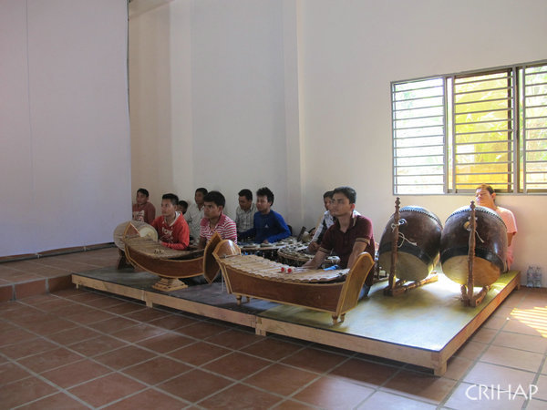 Khmer shadow theatre