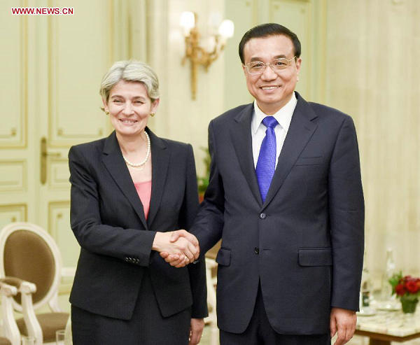 Chinese premier meets UNESCO director-general