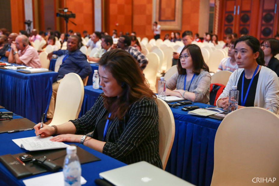 CRIHAP delegation takes part in the International Forum on Intangible Cultural Heritage of the 6th International Festival of Intangible Cultural Heritage in Chengdu