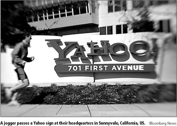 Yahoo near pact to thwart Microsoft