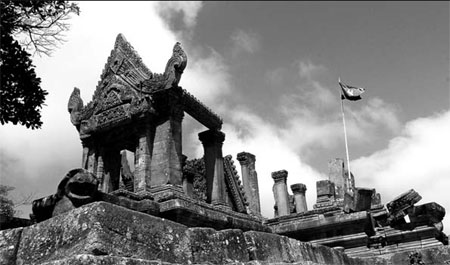 Temple on disputed border named world heritage site