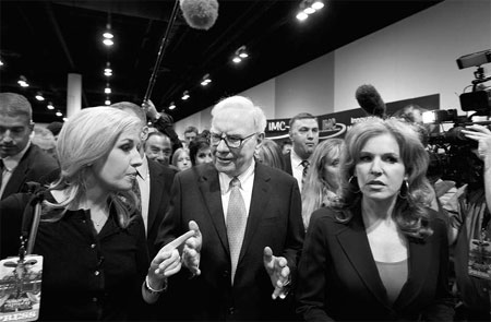 Buffett assails US govt's 'stress tests'