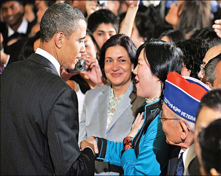 Obama praises contributions of Asian-Americans at ceremony