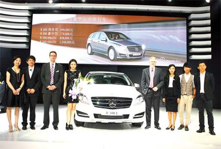 Auto Special: Mercedes-Benz powers through China's west